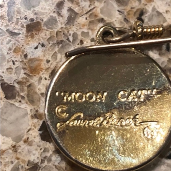 Laurel Burch. Moon Cat Earrings - Picture 2 of 2